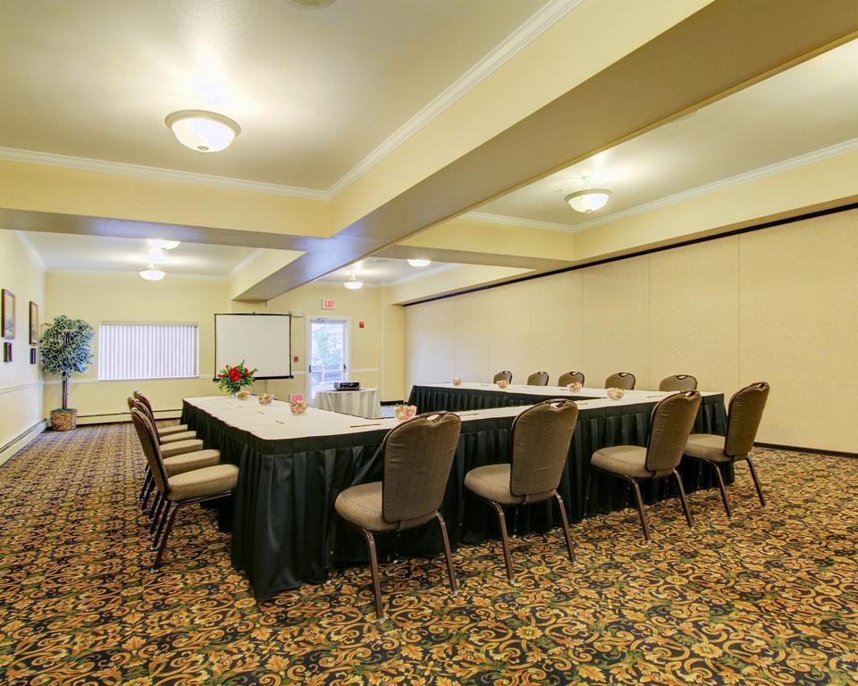 Clarion Downtown Hotel 3*